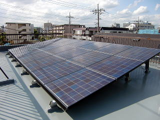 陸屋根太陽光発電設置事例3