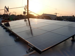 陸屋根太陽光発電設置事例5