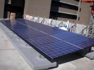 陸屋根太陽光発電設置事例6
